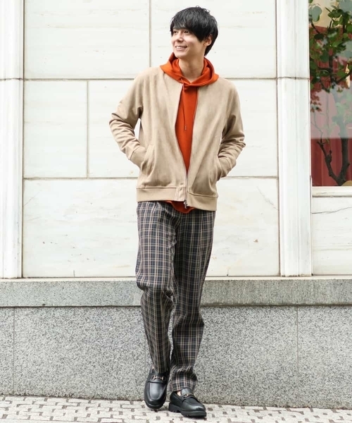 a.v.v(アーヴェヴェ)の「【累計2.5万枚販売】ソフトダンボールなめらかパーカー(パーカー・メンズ・グリーン/ブルー/ベージュ/ボルドー/モカ/オレンジ・46/50/48/44/52)」の8枚目の写真