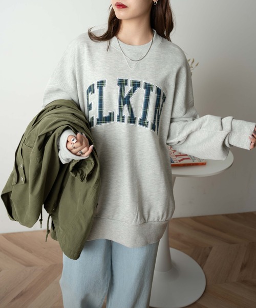 WEGO（ウィゴー）の「WEGO/刺繍ワッペンプルオーバー（スウェット・レディース・オートミール/ネイビー・FREE）」の12枚目の写真