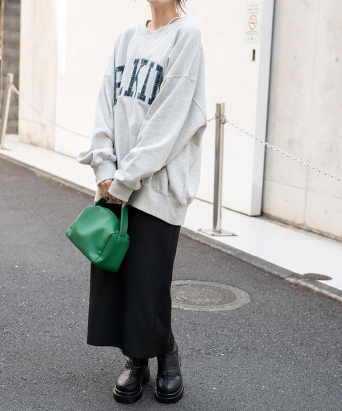 WEGO（ウィゴー）の「WEGO/刺繍ワッペンプルオーバー（スウェット・レディース・オートミール/ネイビー・FREE）」の5枚目の写真