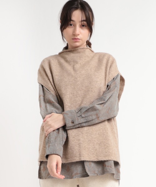 RNA-N（アールエヌエーエヌ）の「K2610 マシュマロタッチベスト（ベスト・レディース・クリーム/アイボリー/ブラック・MEDIUM）」の3枚目の写真