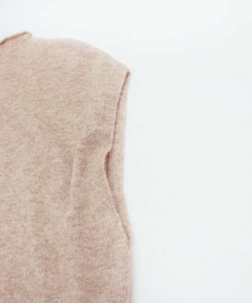 RNA-N（アールエヌエーエヌ）の「K2610 マシュマロタッチベスト（ベスト・レディース・クリーム/アイボリー/ブラック・MEDIUM）」の16枚目の写真