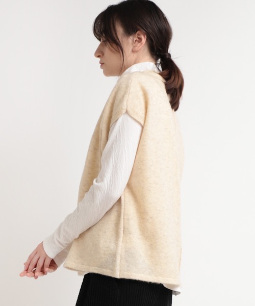 RNA-N（アールエヌエーエヌ）の「K2610 マシュマロタッチベスト（ベスト・レディース・クリーム/アイボリー/ブラック・MEDIUM）」の7枚目の写真