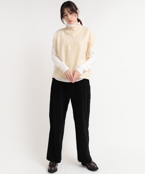 RNA-N（アールエヌエーエヌ）の「K2610 マシュマロタッチベスト（ベスト・レディース・クリーム/アイボリー/ブラック・MEDIUM）」の9枚目の写真