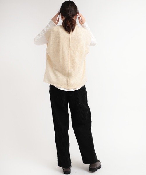 RNA-N（アールエヌエーエヌ）の「K2610 マシュマロタッチベスト（ベスト・レディース・クリーム/アイボリー/ブラック・MEDIUM）」の11枚目の写真