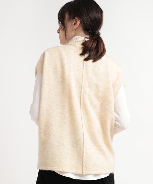 RNA-N（アールエヌエーエヌ）の「K2610 マシュマロタッチベスト（ベスト・レディース・クリーム/アイボリー/ブラック・MEDIUM）」の8枚目の写真