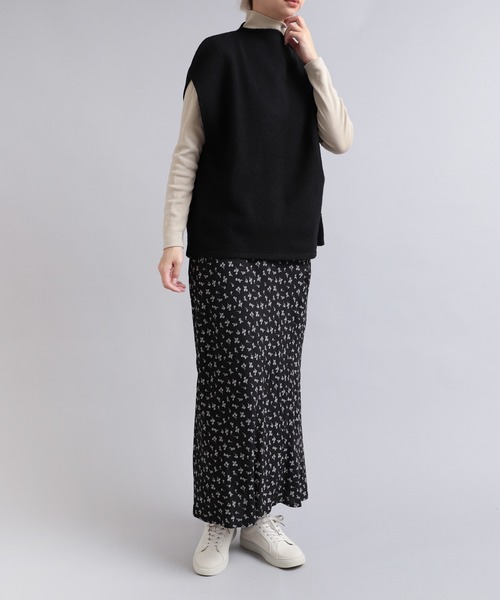 RNA-N（アールエヌエーエヌ）の「K2610 マシュマロタッチベスト（ベスト・レディース・クリーム/アイボリー/ブラック・MEDIUM）」の22枚目の写真