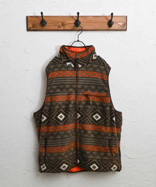 Anytime Songs(エニータイムソングス)の「マイクロフリース リバーシブル配色ベスト(ベスト・メンズ・ブラック/オートミール/モカ/グリーン・LARGE/MEDIUM/X-LARGE)」の3枚目の写真