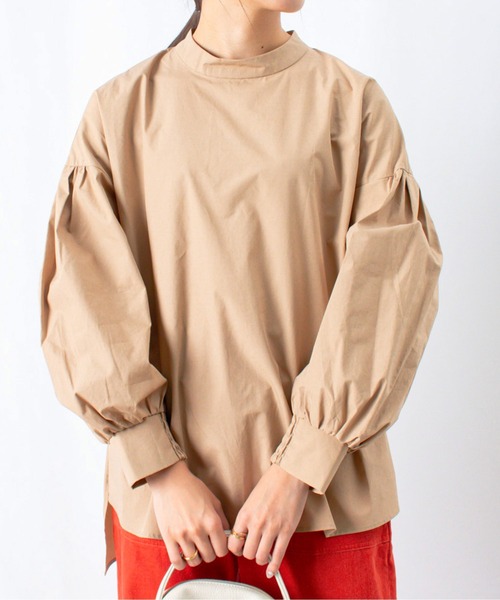 LUCA/LADY LUCK LUCA(ルカ/レディラックルカ)の「LC/LLL ハイネック袖ボリュームギャザーブラウス(シャツ/ブラウス・レディース・ベージュ/ブラウン/ダークネイビー・FREE)」の4枚目の写真