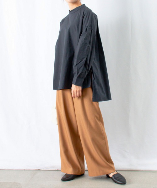 LUCA/LADY LUCK LUCA(ルカ/レディラックルカ)の「LC/LLL ハイネック袖ボリュームギャザーブラウス(シャツ/ブラウス・レディース・ベージュ/ブラウン/ダークネイビー・FREE)」の9枚目の写真