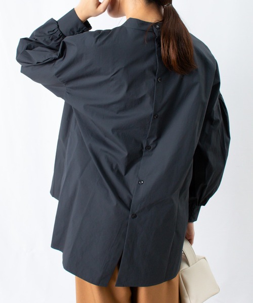 LUCA/LADY LUCK LUCA(ルカ/レディラックルカ)の「LC/LLL ハイネック袖ボリュームギャザーブラウス(シャツ/ブラウス・レディース・ベージュ/ブラウン/ダークネイビー・FREE)」の16枚目の写真