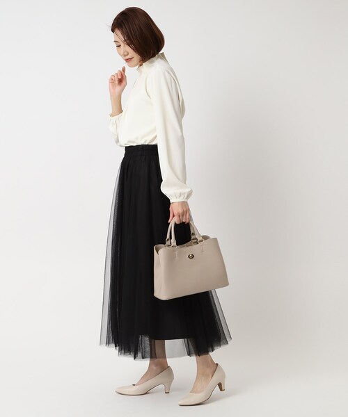 SHOO・LA・RUE(シューラルー)の「◆チュール ボリューム ロングスカート(スカート・レディース・ブラック系2/ベージュ系その他2/ベージュ系その他6・00)」の17枚目の写真