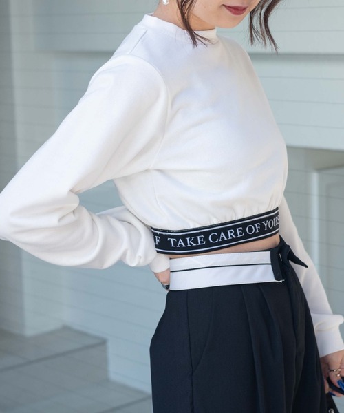 WEGO(ウィゴー)の「WEGO/ロゴテープショートスウェット(スウェット・レディース・ホワイト/ブラック・FREE)」の6枚目の写真