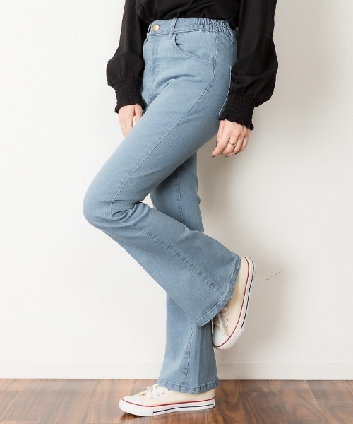 atONE(アットワン)の「atONE 後編み上げリボン付きブーツカットデニムパンツ(デニムパンツ・レディース・ワンウォッシュ/ブルー・M/LL/L/4L/3L)」の4枚目の写真