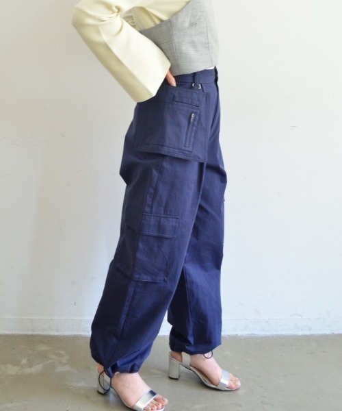 THE YOn（ザヨン）の「取り外しウエストポケット付カーゴパンツ（カーゴパンツ・レディース・カーキ/ベージュ/ネイビー・SMALL/MEDIUM）」の19枚目の写真