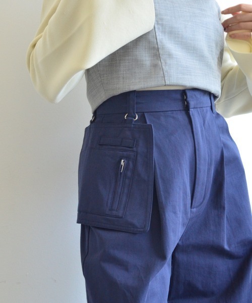 THE YOn（ザヨン）の「取り外しウエストポケット付カーゴパンツ（カーゴパンツ・レディース・カーキ/ベージュ/ネイビー・SMALL/MEDIUM）」の21枚目の写真