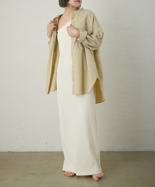 earthy（アーシー）の「【撥水/速乾】ナイロンスリットシャツ（シャツ/ブラウス・レディース・オレンジ/ベージュ/ブラック/オフホワイト・FREE）」の16枚目の写真