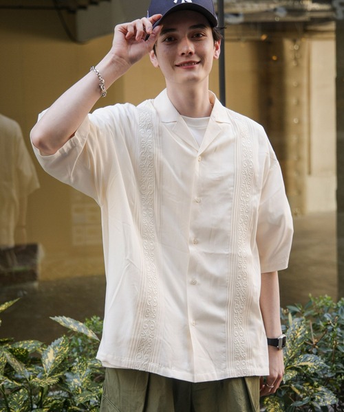 RAGEBLUE（レイジブルー）の「刺繍ライン/キューバシャツ（シャツ/ブラウス・メンズ・ホワイト/ライトブルー/ブラウン/ダークグレー・MEDIUM/LARGE）」の9枚目の写真