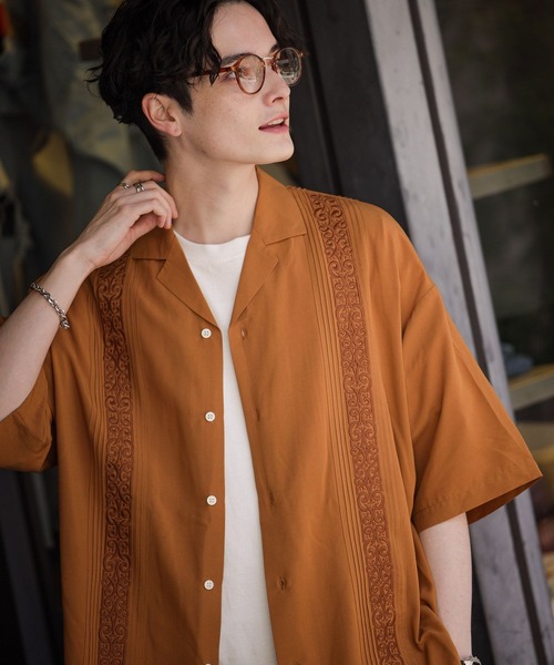 RAGEBLUE（レイジブルー）の「刺繍ライン/キューバシャツ（シャツ/ブラウス・メンズ・ホワイト/ライトブルー/ブラウン/ダークグレー・MEDIUM/LARGE）」の6枚目の写真