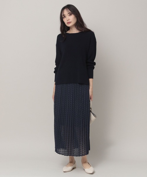 Elura(エルーラ)の「抜け感ボートネックニット(ニット/セーター・レディース・ホワイト/ネイビー・MEDIUM/LARGE)」の9枚目の写真