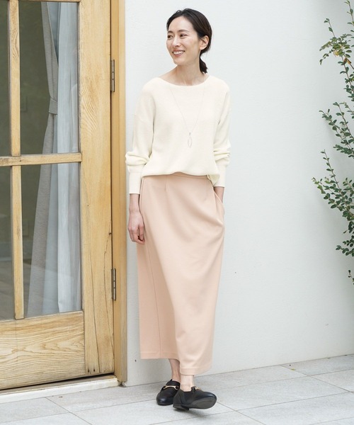 Elura(エルーラ)の「抜け感ボートネックニット(ニット/セーター・レディース・ホワイト/ネイビー・MEDIUM/LARGE)」の14枚目の写真