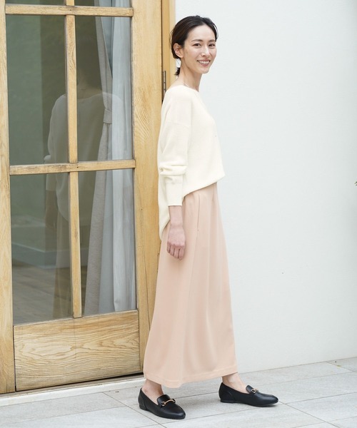 Elura(エルーラ)の「抜け感ボートネックニット(ニット/セーター・レディース・ホワイト/ネイビー・MEDIUM/LARGE)」の15枚目の写真