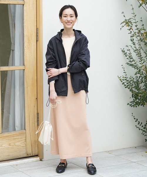 Elura(エルーラ)の「抜け感ボートネックニット(ニット/セーター・レディース・ホワイト/ネイビー・MEDIUM/LARGE)」の16枚目の写真