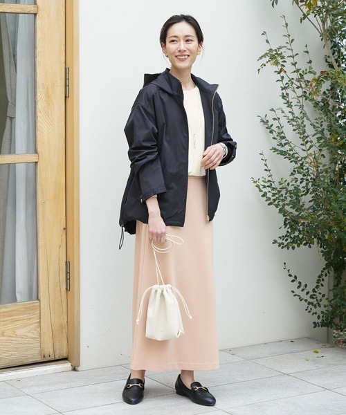 Elura(エルーラ)の「抜け感ボートネックニット(ニット/セーター・レディース・ホワイト/ネイビー・MEDIUM/LARGE)」の17枚目の写真