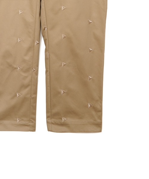 AMERICAN RAG CIE(アメリカンラグシー)の「トライアングルエンブロイダリーチノパンツ(チノパンツ・メンズ・ネイビー/ベージュ・M/L)」の7枚目の写真