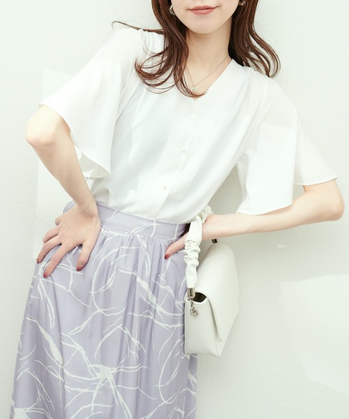 natural couture（ナチュラルクチュール）の「ちびパール釦フレア袖ブラウス（シャツ/ブラウス・レディース・ネイビー/オフホワイト/サックスブルー/グレイッシュベージュ/グリーン/イエロー/ピンク系その他/ミント・FREE）」の11枚目の写真