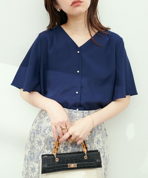 natural couture（ナチュラルクチュール）の「ちびパール釦フレア袖ブラウス（シャツ/ブラウス・レディース・ネイビー/オフホワイト/サックスブルー/グレイッシュベージュ/グリーン/イエロー/ピンク系その他/ミント・FREE）」の21枚目の写真