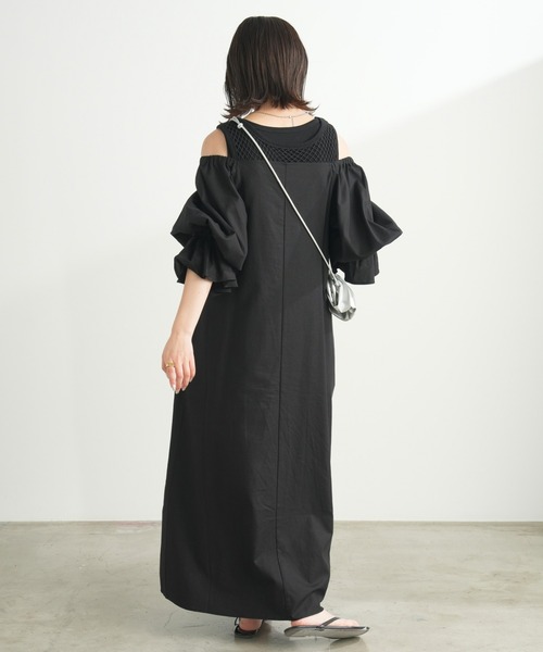 CIAOPANIC TYPY（チャオパニックティピー）の「ボリュームスリーブオフショルリネン混ワンピース（ワンピース・レディース・アイボリー/オレンジ/サックスブルー/ブラック・SMALL/MEDIUM）」の18枚目の写真