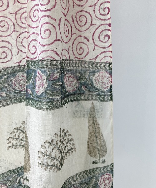 AS KNOW AS plus（アズノゥアズプラス）の「透かしてエスニックストール（ストール/ショール・レディース・イエロー系/オレンジ系/ブラウン系/パープル系/ブルー系・FREE）」の11枚目の写真