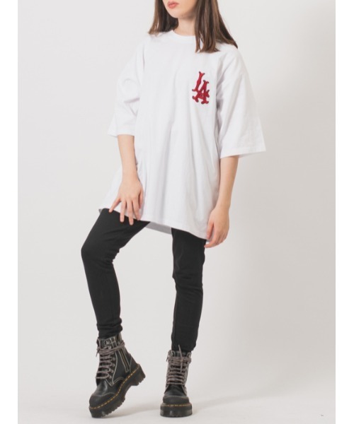 RE730（アールイーセブンサーティー）の「RE730 ロゴ刺繍半袖BIGシルエットTシャツ（Tシャツ/カットソー・メンズ・イエロー/オフホワイト/ターコイズブルー/ブラック・MEDIUM/LARGE）」の5枚目の写真