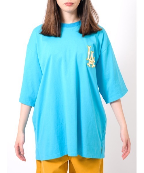 RE730（アールイーセブンサーティー）の「RE730 ロゴ刺繍半袖BIGシルエットTシャツ（Tシャツ/カットソー・メンズ・イエロー/オフホワイト/ターコイズブルー/ブラック・MEDIUM/LARGE）」の21枚目の写真