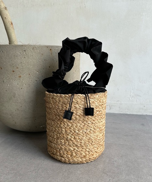 DouDou（ドゥドゥ）の「フリルハンドルラフィアバケット（ショルダーバッグ・レディース・ブラック/ベージュ・FREE）」の11枚目の写真