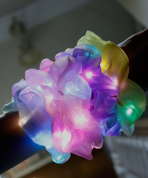 Catherine Cottage（キャサリンコテージ）の「【ZOZO限定】光るオーガンジーシュシュ（シュシュ・レディース・ピンク/パープル/イエロー/ローズ/ブルー・FREE）」の10枚目の写真