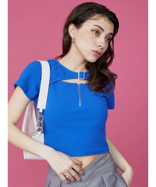 EVRIS（エヴリス）の「バックルデザイントップス（Tシャツ/カットソー・レディース・ブラック/ブルー/ホワイト・FREE）」の16枚目の写真