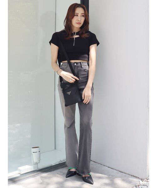 EVRIS（エヴリス）の「バックルデザイントップス（Tシャツ/カットソー・レディース・ブラック/ブルー/ホワイト・FREE）」の17枚目の写真