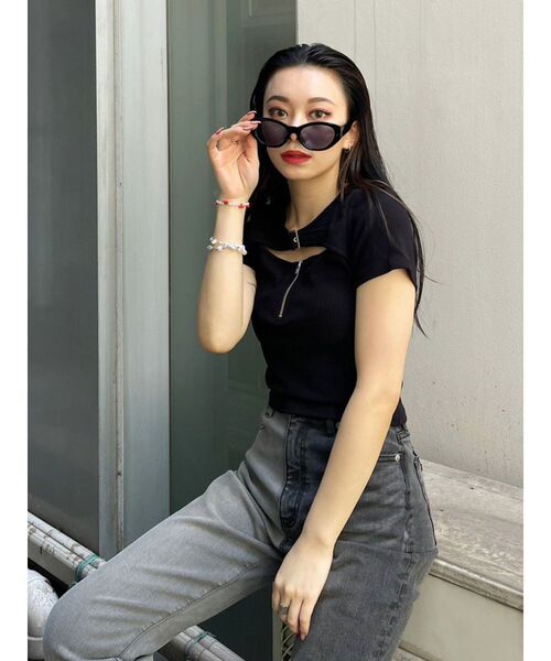 EVRIS（エヴリス）の「バックルデザイントップス（Tシャツ/カットソー・レディース・ブラック/ブルー/ホワイト・FREE）」の14枚目の写真