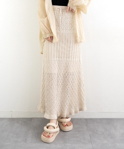 Fabby fabby(ファビィーファビィー)の「トング厚底コンフォートサンダル(サンダル・レディース・オフホワイト/ブラック・MEDIUM/LARGE/SMALL)」の17枚目の写真