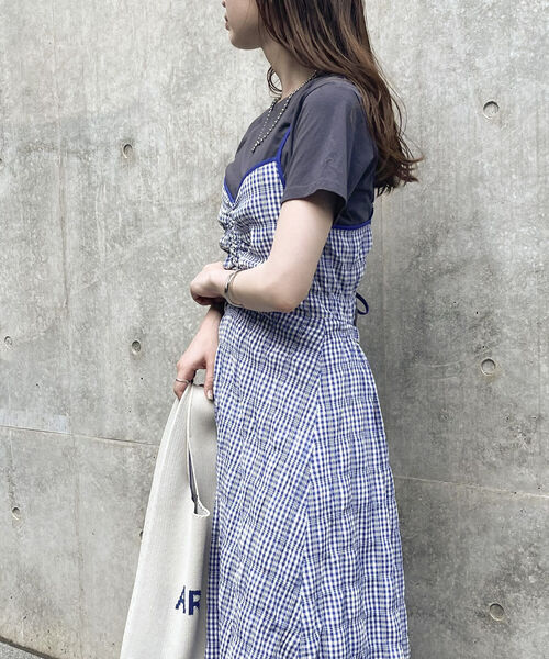 fredy emue（フレディエミュ）の「チェック柄キャミワンピース（ワンピース・レディース・ブラック系その他/ブルー系その他・38）」の3枚目の写真