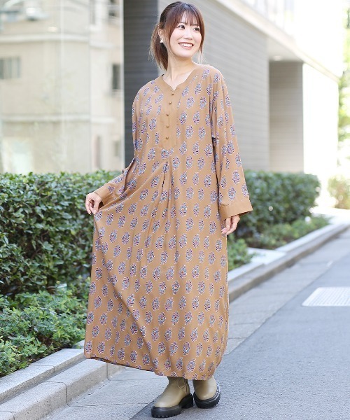 美品　TOCCA フラワープリント ワンピース 160 ウォッシャブルレーヨンフラワープリントワンピース（ワンピース