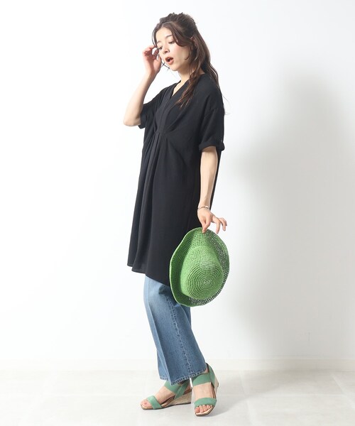 DRESKIP(ドレスキップ)の「◆ウエストタックがすっきり見え さらりスキッパーチュニック(チュニック・レディース・ライトベージュ/イエロー/ブラック・02/03/04)」の4枚目の写真