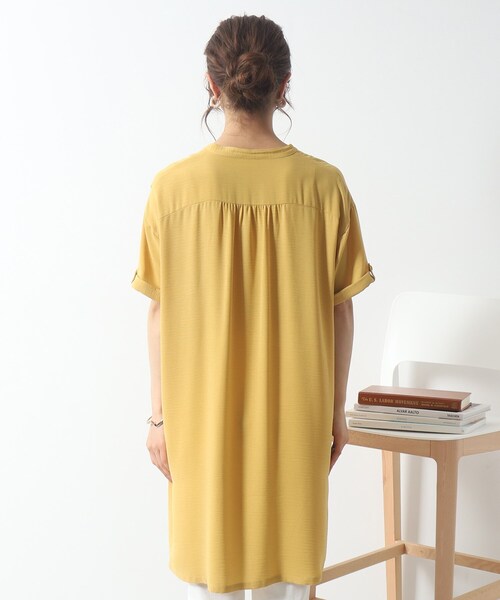 DRESKIP(ドレスキップ)の「◆ウエストタックがすっきり見え さらりスキッパーチュニック(チュニック・レディース・ライトベージュ/イエロー/ブラック・02/03/04)」の7枚目の写真