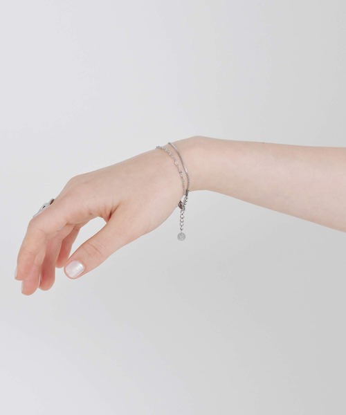 LHME(エルエイチエムイー)の「【WEB限定】”New me”レイヤードチェーンブレスレット/サージカルステンレス(金属アレルギー対応)【LHME / エルエイチエムイー】(ブレスレット・レディース・ゴールド/シルバー・ONE SIZE)」の13枚目の写真