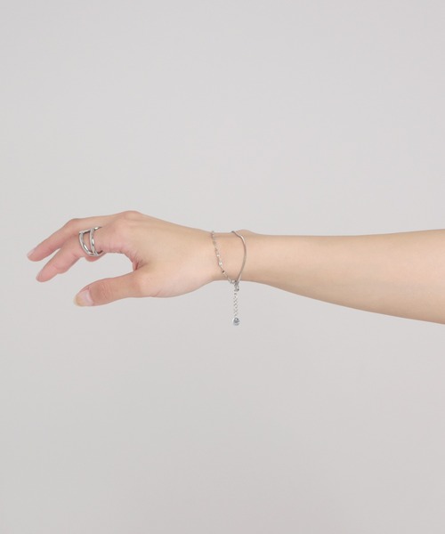 LHME(エルエイチエムイー)の「【WEB限定】”New me”レイヤードチェーンブレスレット/サージカルステンレス(金属アレルギー対応)【LHME / エルエイチエムイー】(ブレスレット・レディース・ゴールド/シルバー・ONE SIZE)」の18枚目の写真