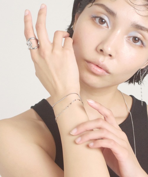 LHME(エルエイチエムイー)の「【WEB限定】”New me”レイヤードチェーンブレスレット/サージカルステンレス(金属アレルギー対応)【LHME / エルエイチエムイー】(ブレスレット・レディース・ゴールド/シルバー・ONE SIZE)」の15枚目の写真