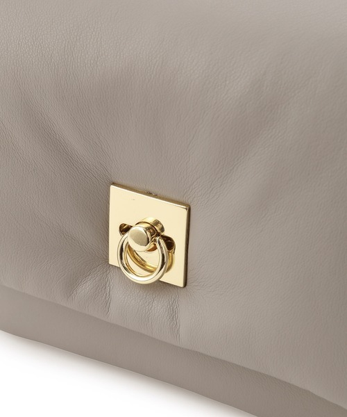 ROPE' PICNIC（ロペピクニック）の「パディングアシンメトリーチェーンミニショルダーバッグ（ショルダーバッグ・レディース・ブラック/グレー・FREE）」の8枚目の写真