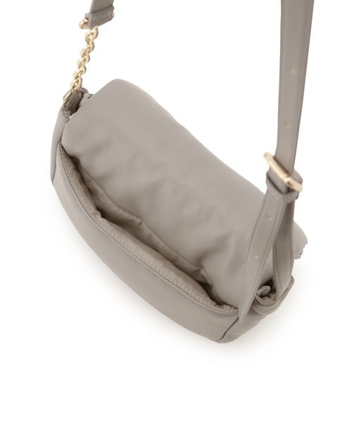 ROPE' PICNIC（ロペピクニック）の「パディングアシンメトリーチェーンミニショルダーバッグ（ショルダーバッグ・レディース・ブラック/グレー・FREE）」の10枚目の写真