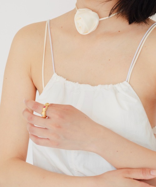 whim（ウィム）の「Flower base Stone embed ring（リング・レディース・シルバー/ゴールド・9/13）」の17枚目の写真